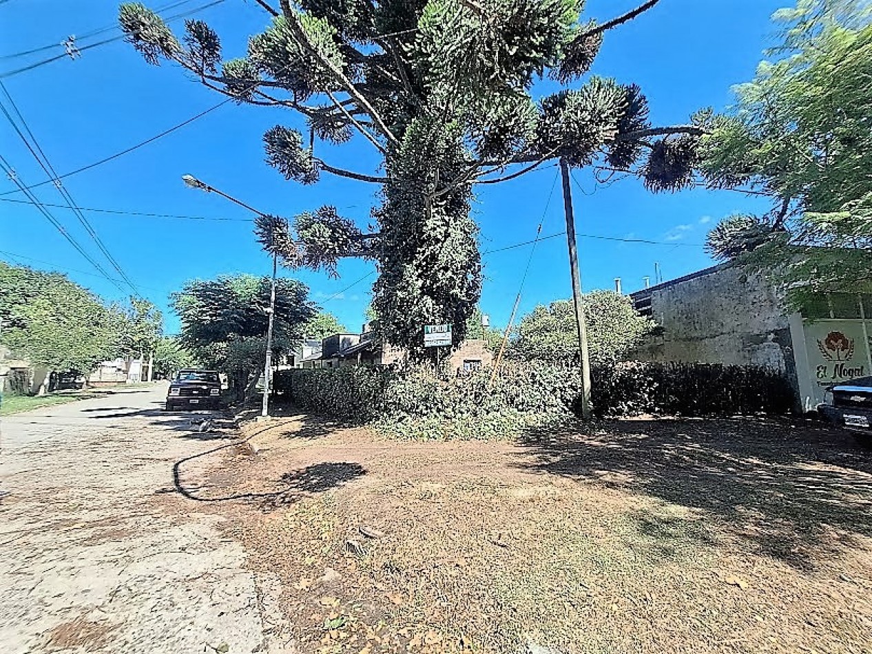 LOTE EN ESQUINA, FRENTE A AVENIDA PRINCIPAL CON HERMOSAS VISTAS.