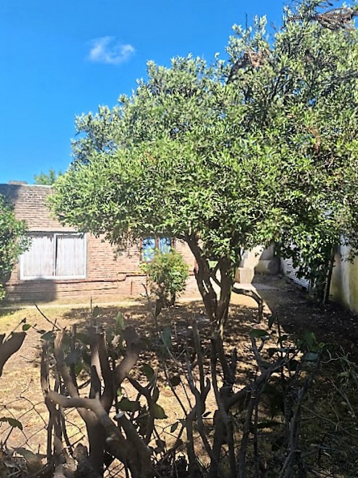 LOTE EN ESQUINA, FRENTE A AVENIDA PRINCIPAL CON HERMOSAS VISTAS.