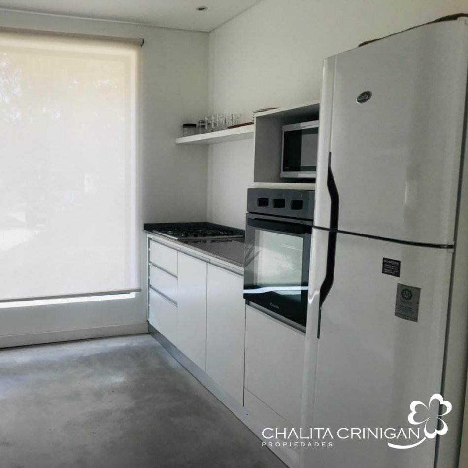 COSTA ESMERALDA, DEPORTIVA 342 - Estilo y Naturaleza: Casa moderna, totalmente equipada . 
