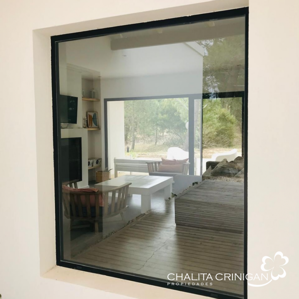 COSTA ESMERALDA, DEPORTIVA 342 - Estilo y Naturaleza: Casa moderna, totalmente equipada . 