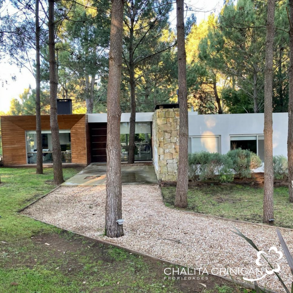 COSTA ESMERALDA, DEPORTIVA  306 - Encantadora casa familiar, rodeada de un excelente entorno. Totalmente equipada para 6 Personas. 