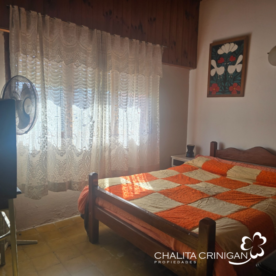 ¡VENTA! Gral. Madariaga, Bs. As. Propiedad con un gran potencial de 111m2 cubiertos sobre lote de 313 m2 . Ubicada en calle Zubiaurre  entre Arias y Saavedra 