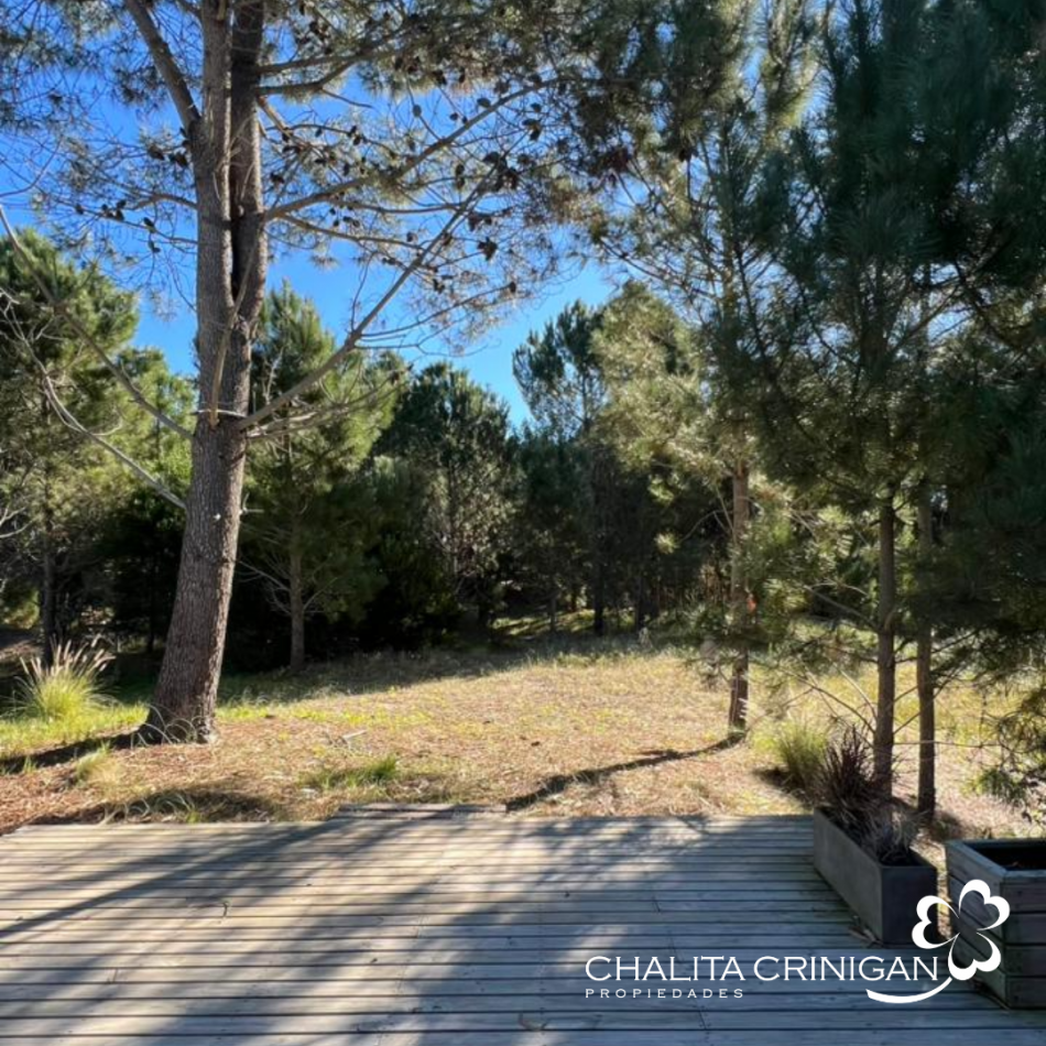 COSTA ESMERALDA, DEPORTIVA 342 - Estilo y Naturaleza: Casa moderna, totalmente equipada . 
