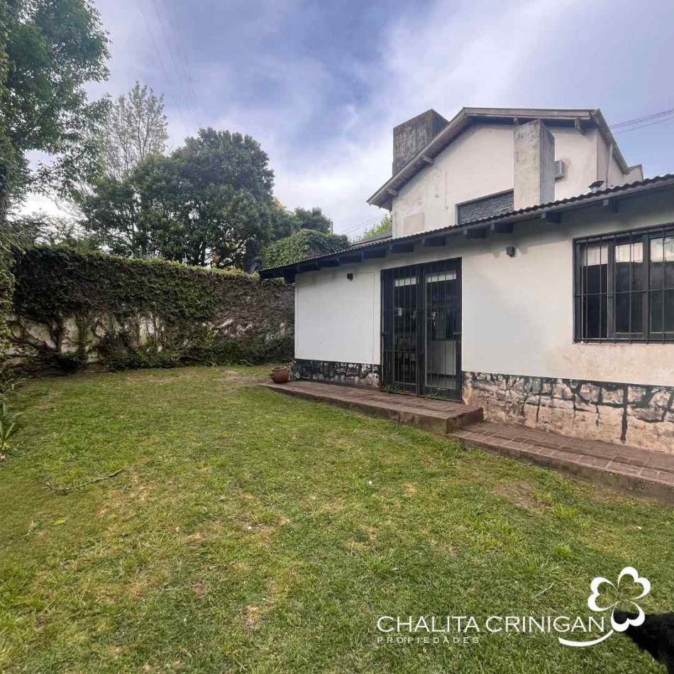 ¡ VENTA ! Gral. Madariaga , Bs. As.   Casa de solida construccion y excelente ubicacion. 