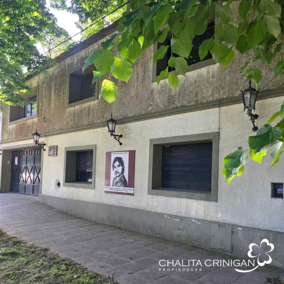 ¡ VENTA ! Gral. Madariaga , Bs. As.   Casa de solida construccion y excelente ubicacion. 