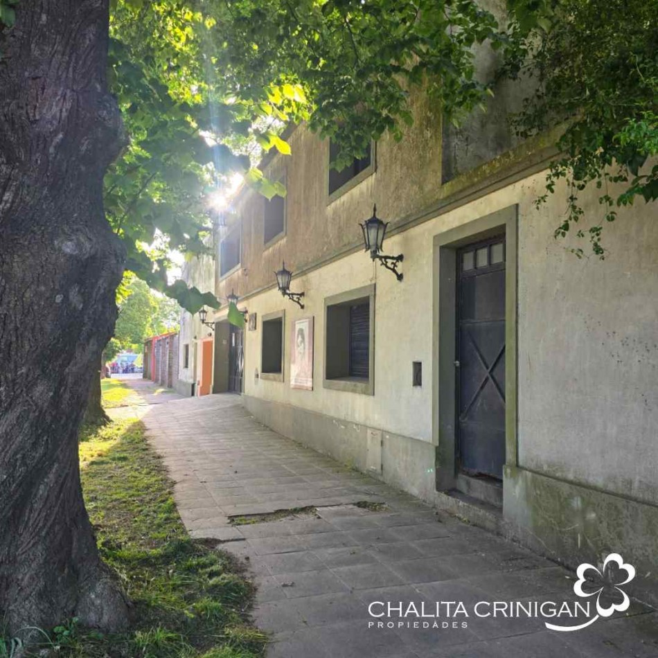 ¡ VENTA ! Gral. Madariaga , Bs. As.   Casa de solida construccion y excelente ubicacion. 