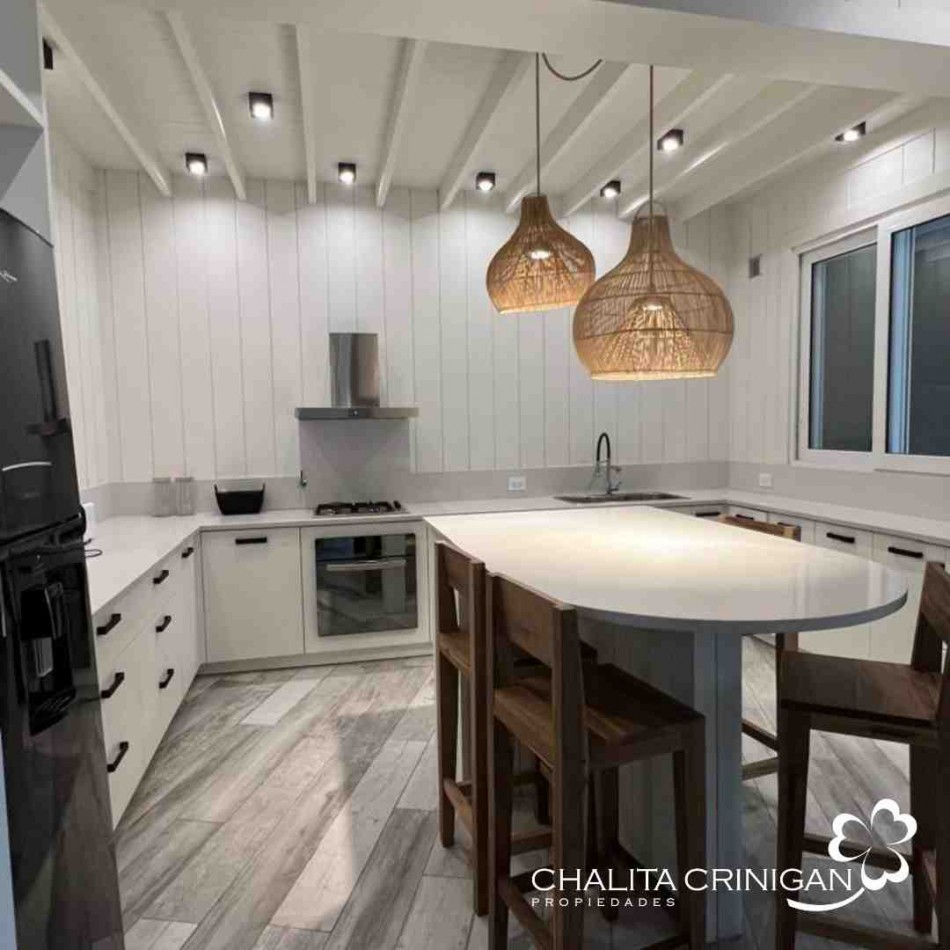 Costa Esmeralda- Casa en venta , totalmente equipada. Barrio Maritimo IV, 45