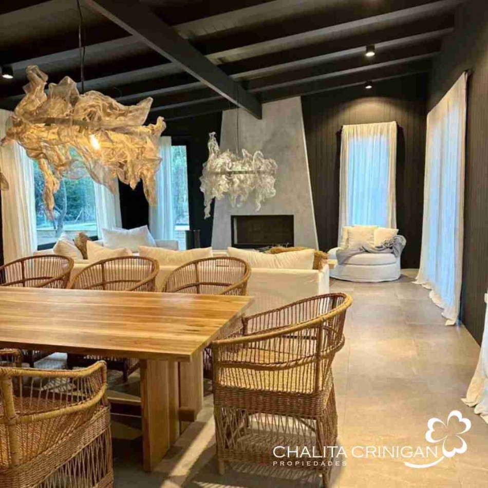 COSTA ESMERALDA- CASA EN VENTA, TOTALMENTE EQUIPADA. BARRIO MARITIMO IV 48