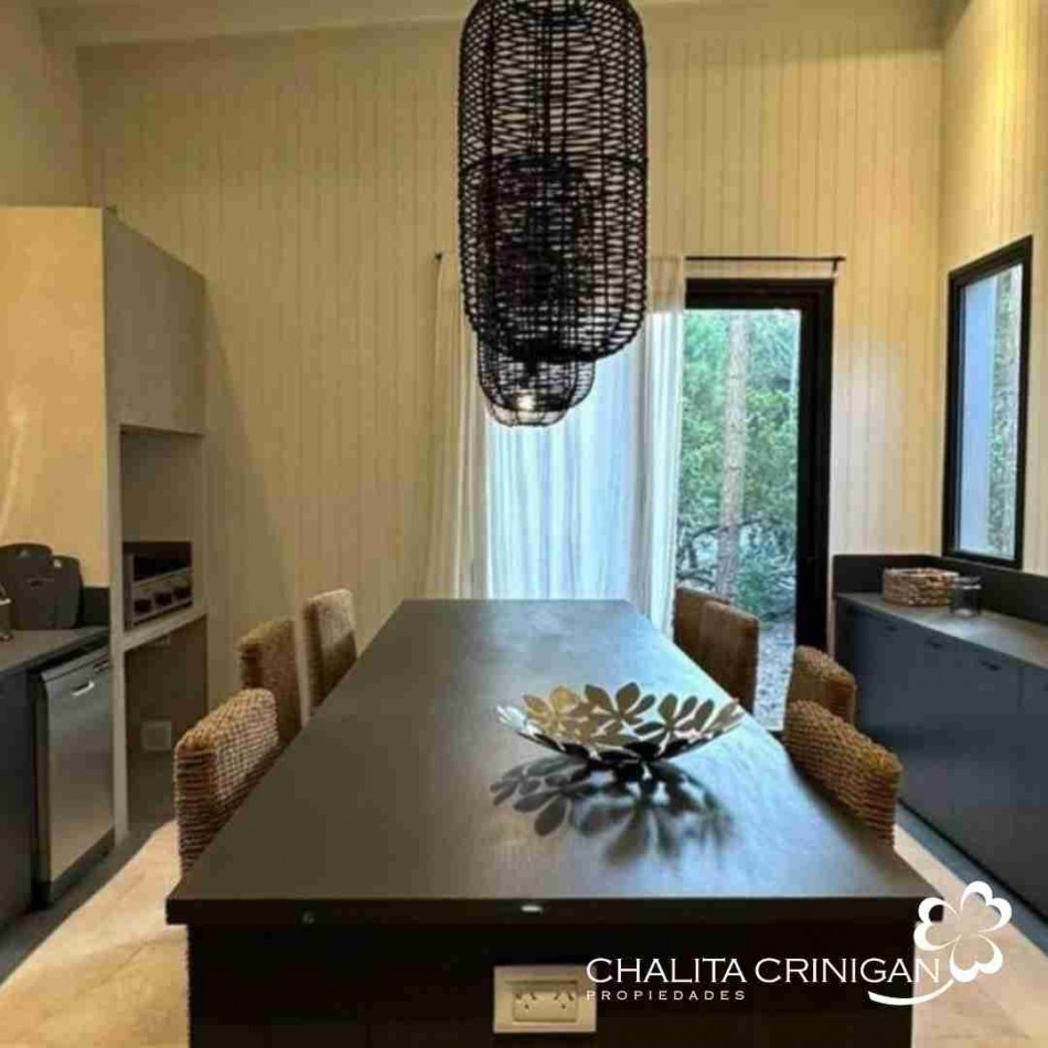 COSTA ESMERALDA- CASA EN VENTA, TOTALMENTE EQUIPADA. BARRIO MARITIMO IV 48