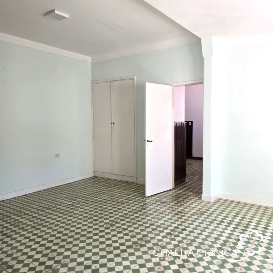 ¡VENTA! Gral. Madariaga, Bs. As. ¡Casa centrica en oportunidad!