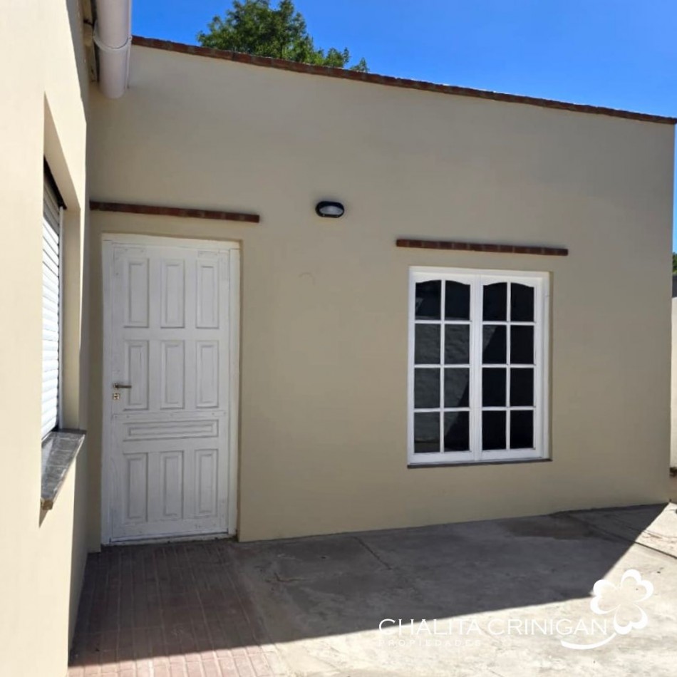 ¡VENTA! Gral. Madariaga, Bs. As. ¡Casa centrica en oportunidad!