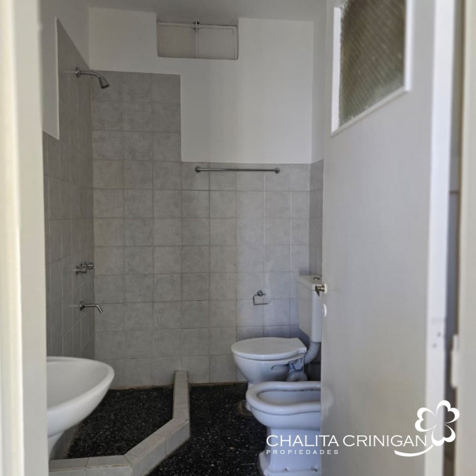 ¡VENTA! Gral. Madariaga, Bs. As. ¡Casa centrica en oportunidad!