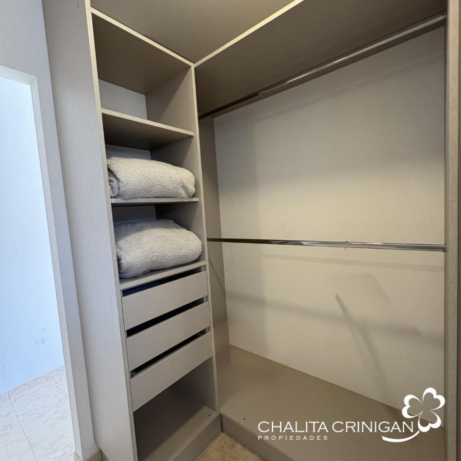 ¡VENTA! Costa Esmeralda, barrio Ecuestre. Casa totalmente equipada