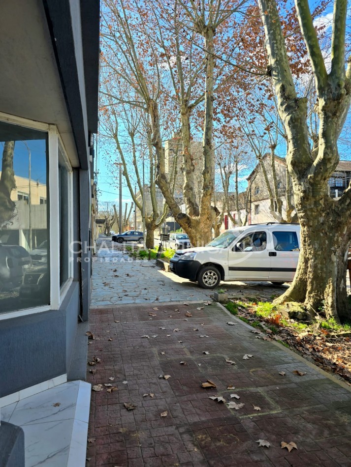 ¡VENTA! Gral. Madariaga, Bs. As. Casa con local en zona centrica 
