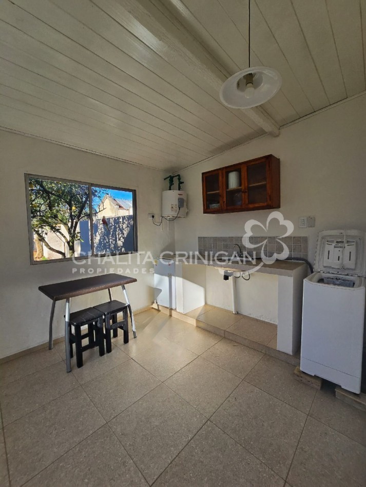 ¡VENTA! Gral. Madariaga, Bs. As. Casa con local en zona centrica 