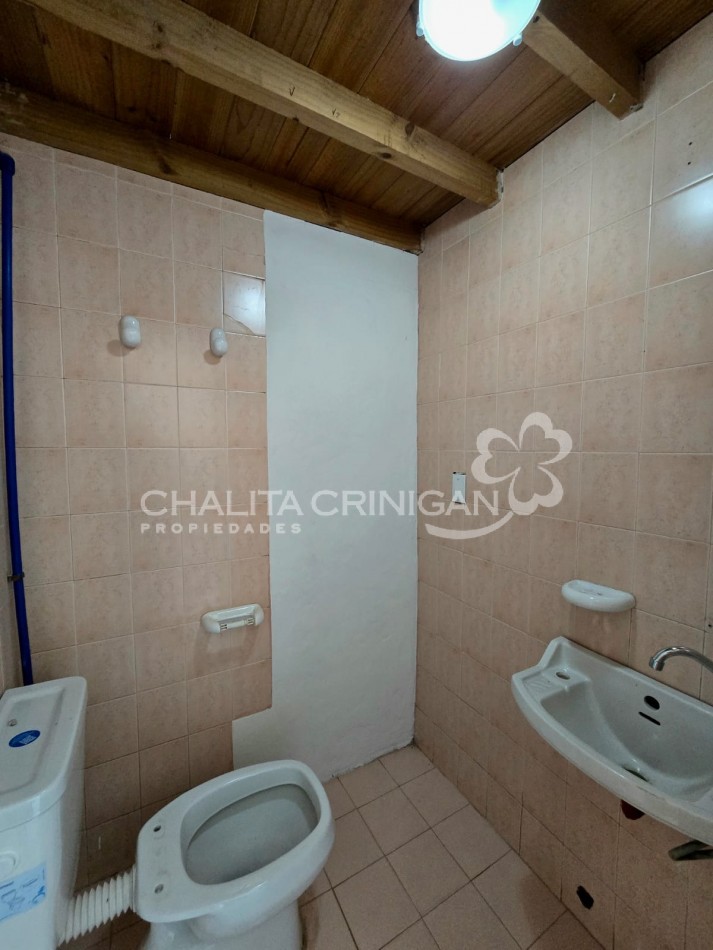 ¡VENTA! Gral. Madariaga, Bs. As. Casa con local en zona centrica 
