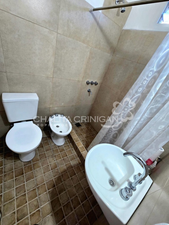 ¡VENTA! Gral. Madariaga, Bs. As. Casa con local en zona centrica 
