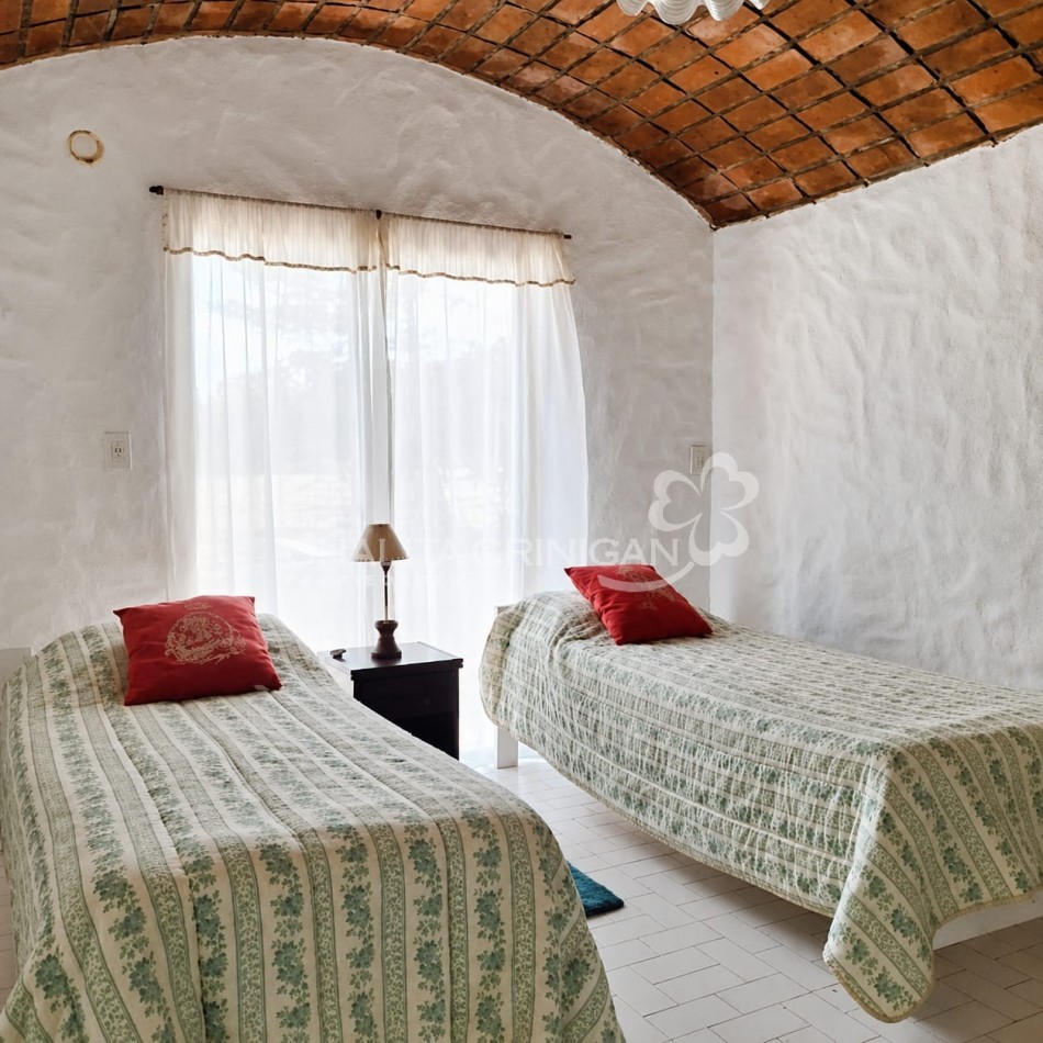 ¡VENTA! Gral. Madariaga, Bs. As. Casa quinta mas quincho y amplia piscina 