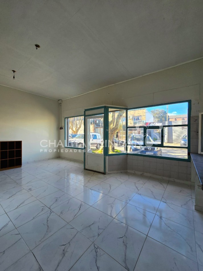 ¡VENTA! Gral. Madariaga, Bs. As. Casa con local en zona centrica 