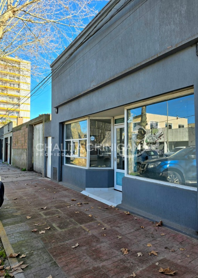 ¡VENTA! Gral. Madariaga, Bs. As. Casa con local en zona centrica 