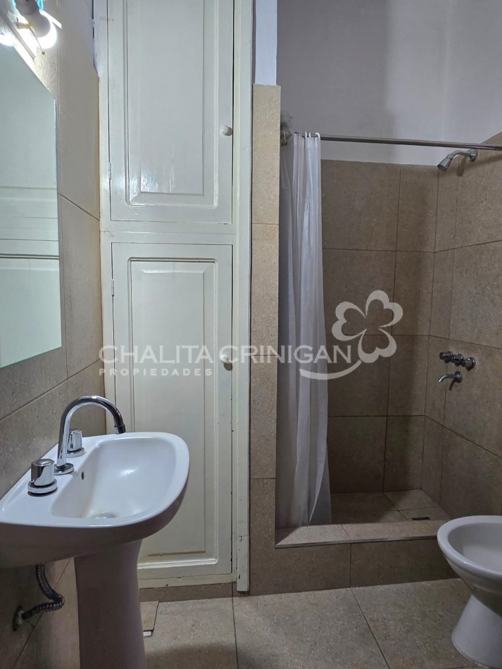 ¡VENTA! Gral. Madariaga, Bs. As. Casa con local en zona centrica 