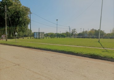 LOTE EN FRENTE A ESTACION FERROCARRIL.