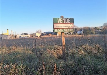 LOTE DE 1000m2, BARRIO EL MODELO.Se vende con plano aprobado para vivienda de 70m2