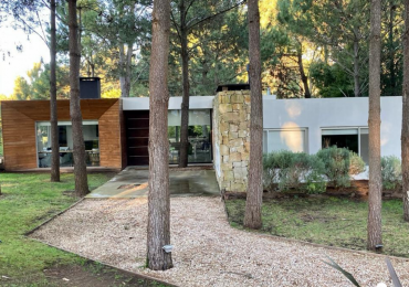 COSTA ESMERALDA, DEPORTIVA  306 - Encantadora casa familiar, rodeada de un excelente entorno. Totalmente equipada para 6 Personas. 