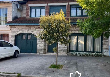 ¡ VENTA ! Gral. Madariaga , Bs. As.   Casa de solida construccion y excelente ubicacion. 