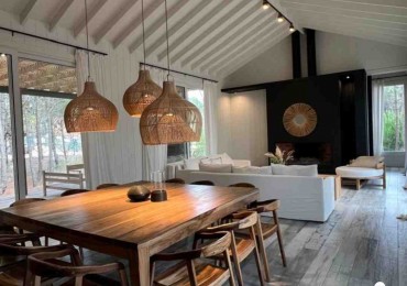 Costa Esmeralda- Casa en venta , totalmente equipada. Barrio Maritimo IV, 45